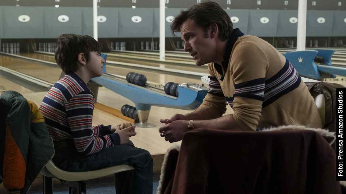 Crítica de “El bar de las grandes esperanzas”, la intrascendente película de George Clooney