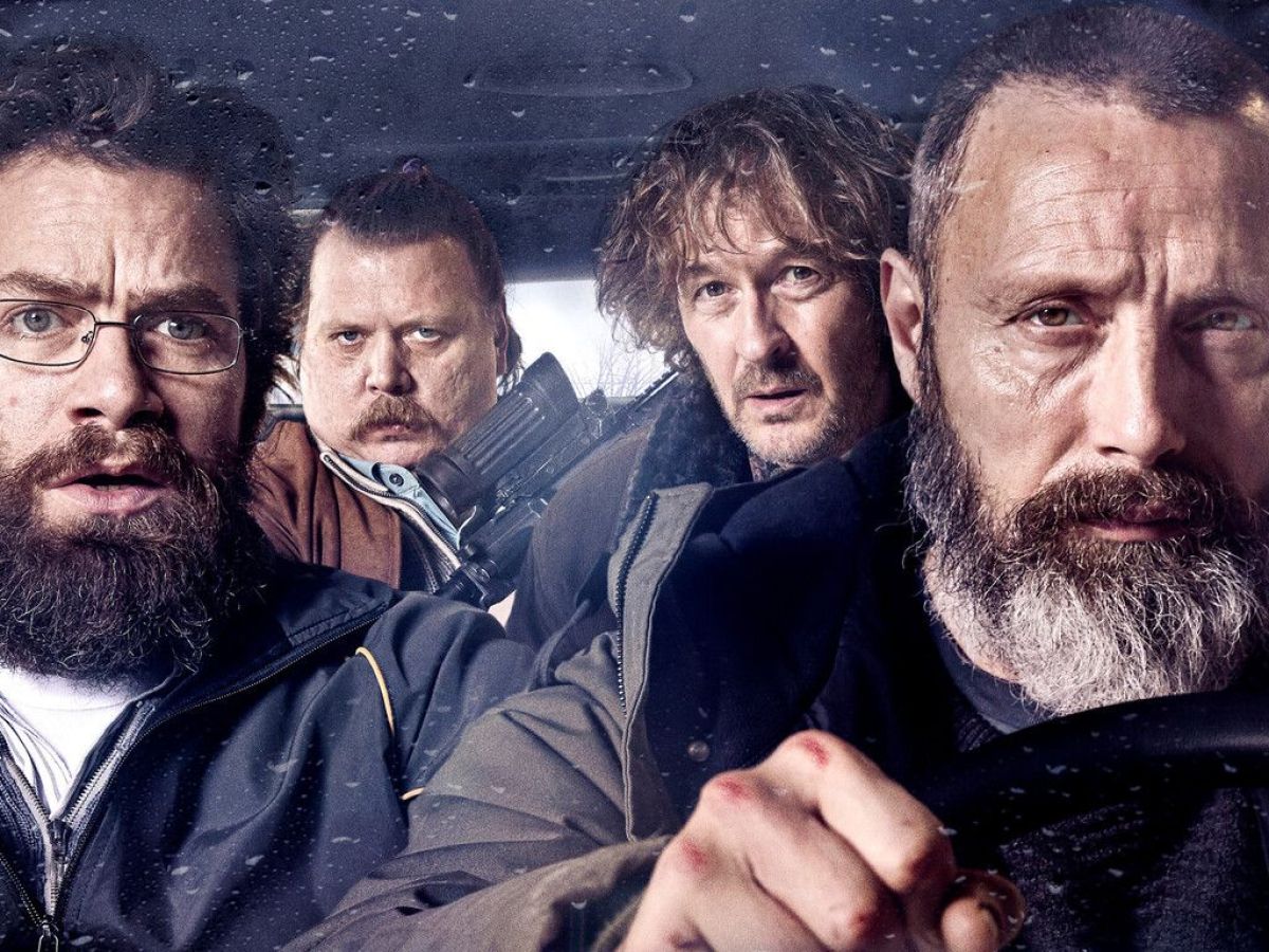 Crítica de “Justicieros”, una comedia negra de venganza con Mads Mikkelsen
