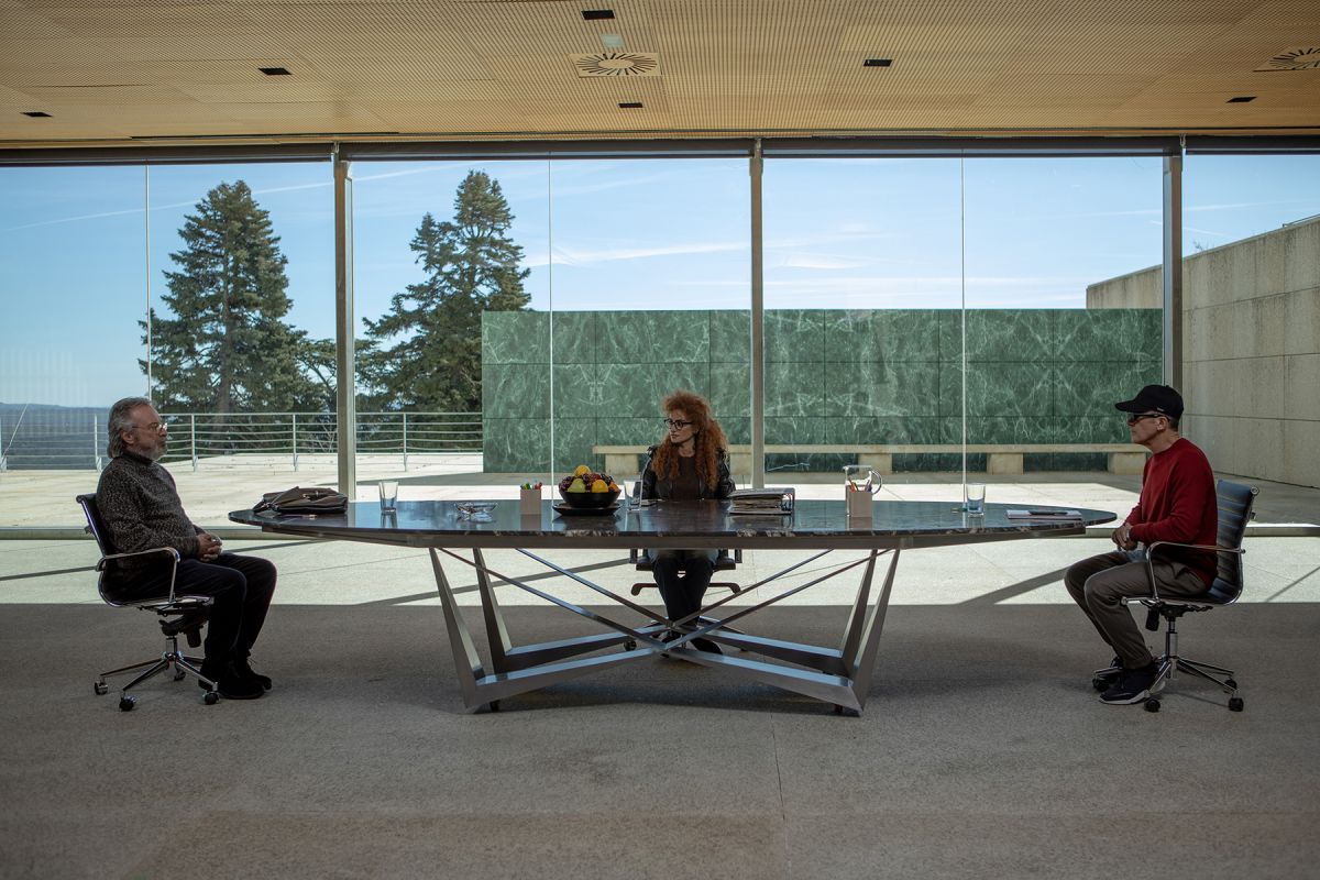 Crítica de “Competencia Oficial”, el cine arte según Mariano Cohn y Gastón Duprat