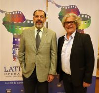 Mesa sobre los Festivales de Cine en Maldonado en el stand de Uruguay